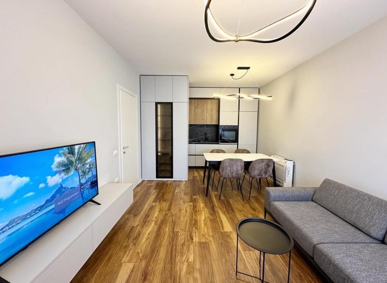 New Bazaar, Grand Apartment Tirana Bagian luar foto