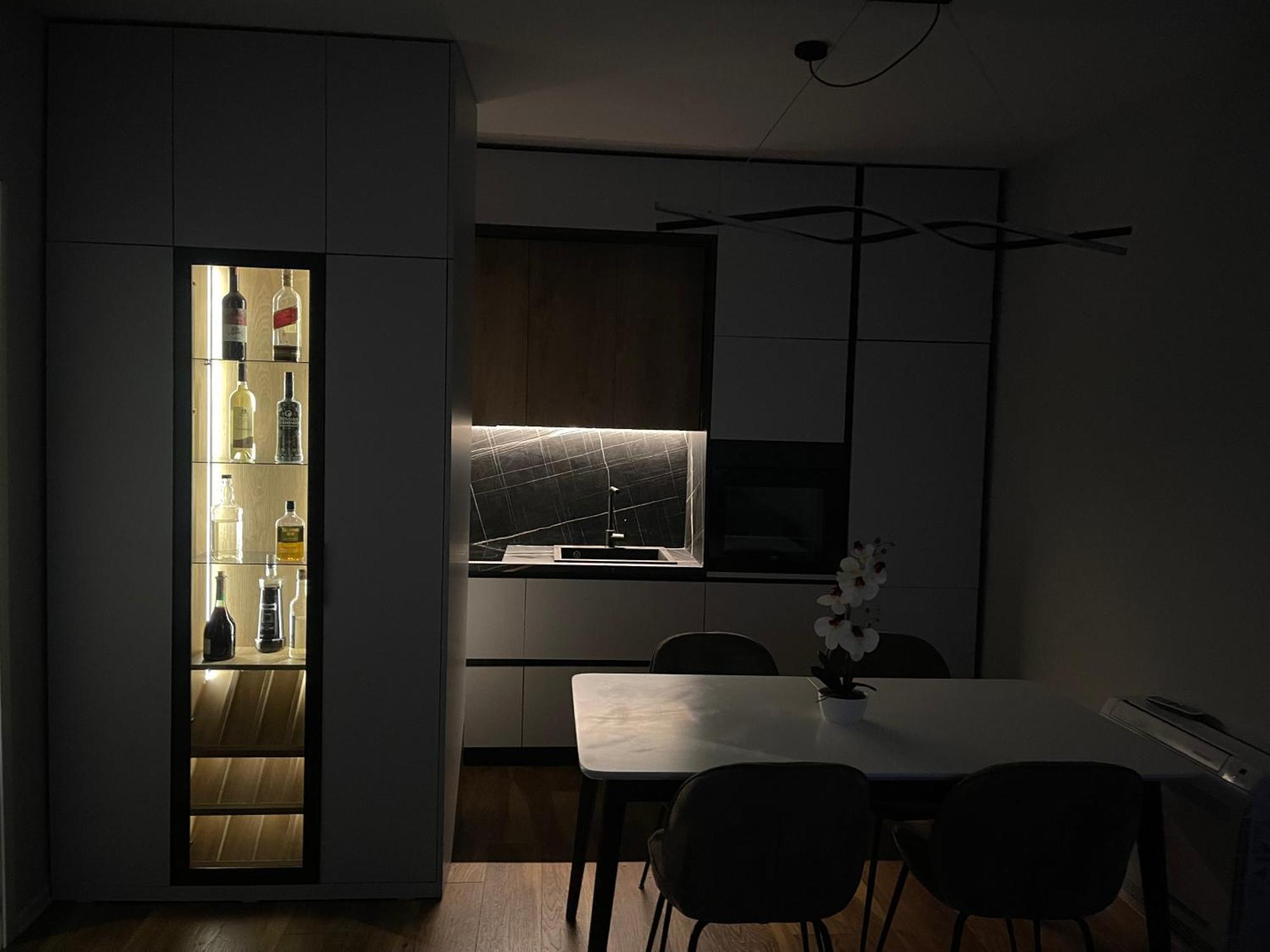 New Bazaar, Grand Apartment Tirana Bagian luar foto